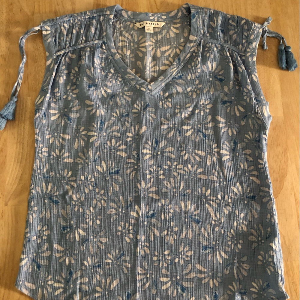 Zac & Rachel Light Blue Floral Blouse